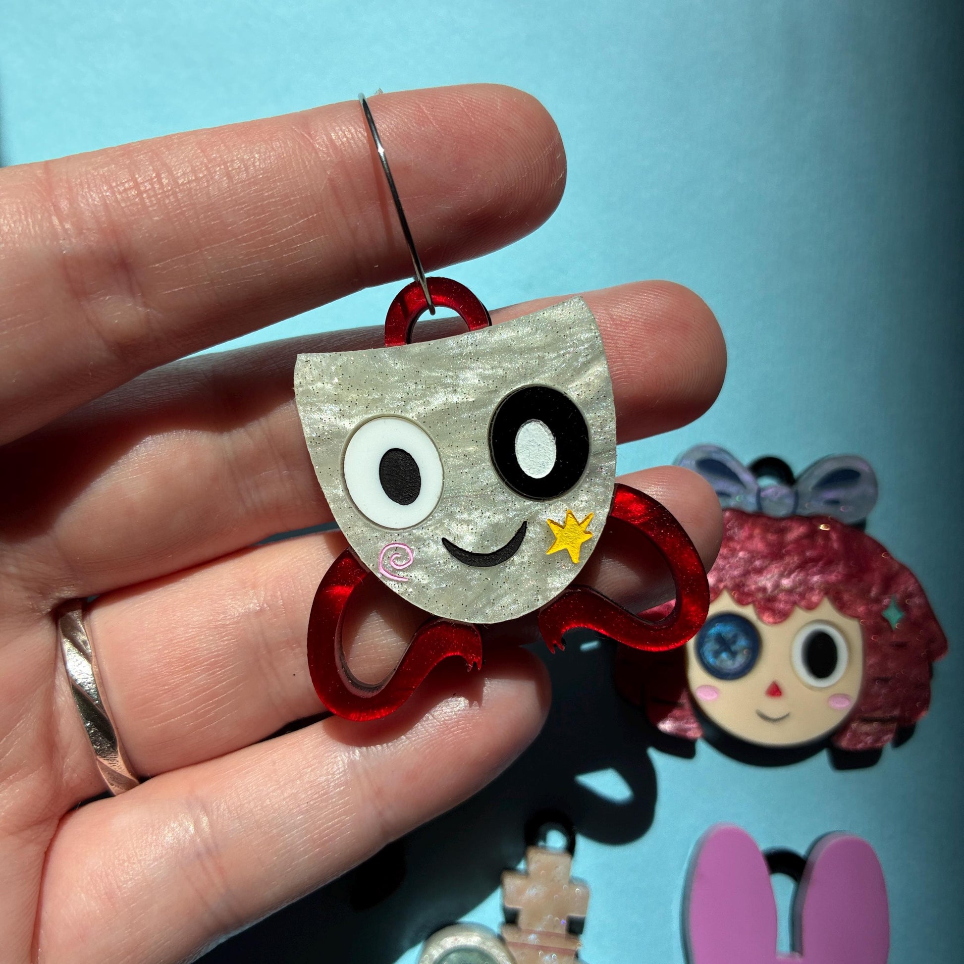 Pendientes fanart de The Amazing Digital Circus - Pendientes Acrílicos de Pomni, Jax, Ragatha, Gangle y Kinger