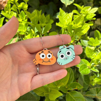 Pendientes fanart de Gumball, hechos a mano y ligeros. Ideal para fans y colecciones cartoon